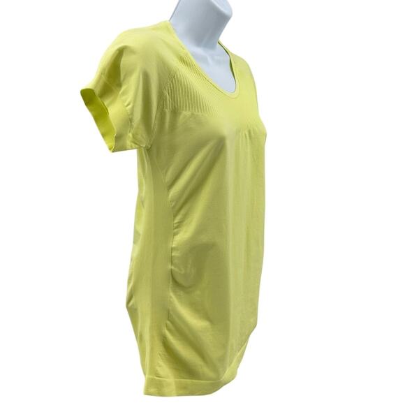 Z by Zella Activewear Top WMNS M Green Charlock Pullover Seamless Short Sleeve - Picture 2 of 6